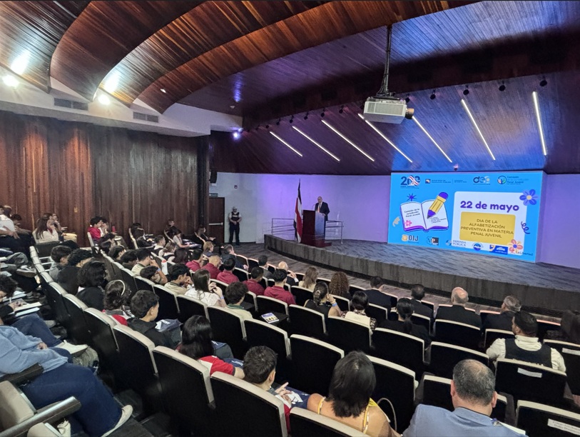 “La verdadera transformación social ocurre cuando las personas tienen herramientas para tomar decisiones informadas, desarrollar un pensamiento crítico y construir oportunidades que fortalezcan sus proyectos de vida”